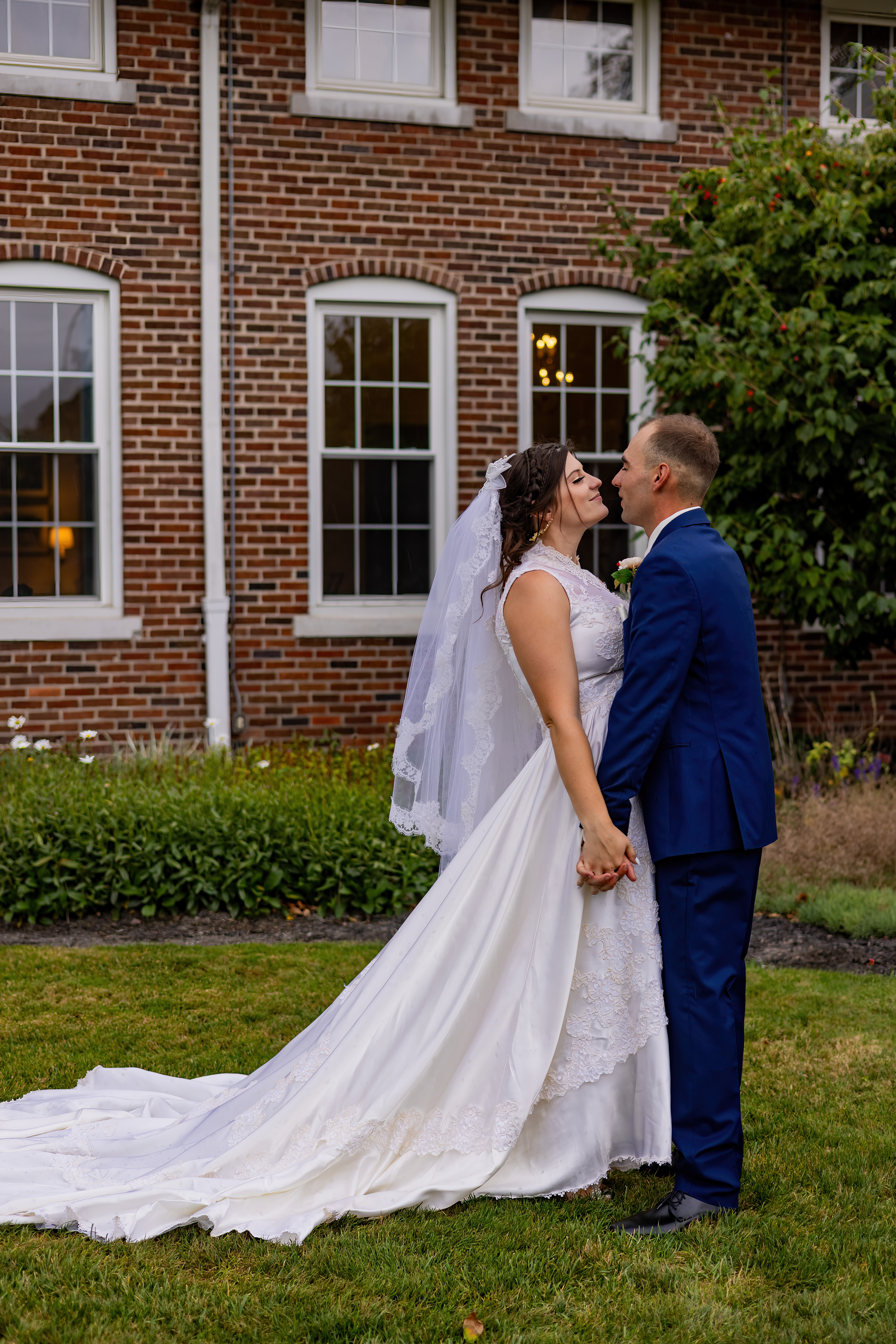 couple holding hands